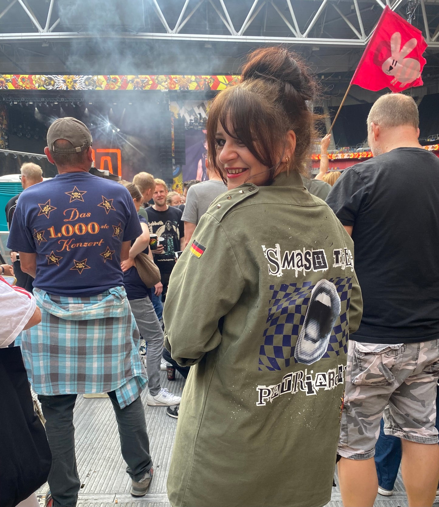 Fieldshirt- Smash the Patriarchy