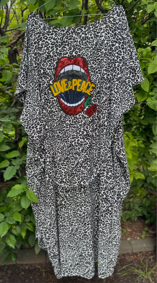 Ibiza Kimono im Leo-Style