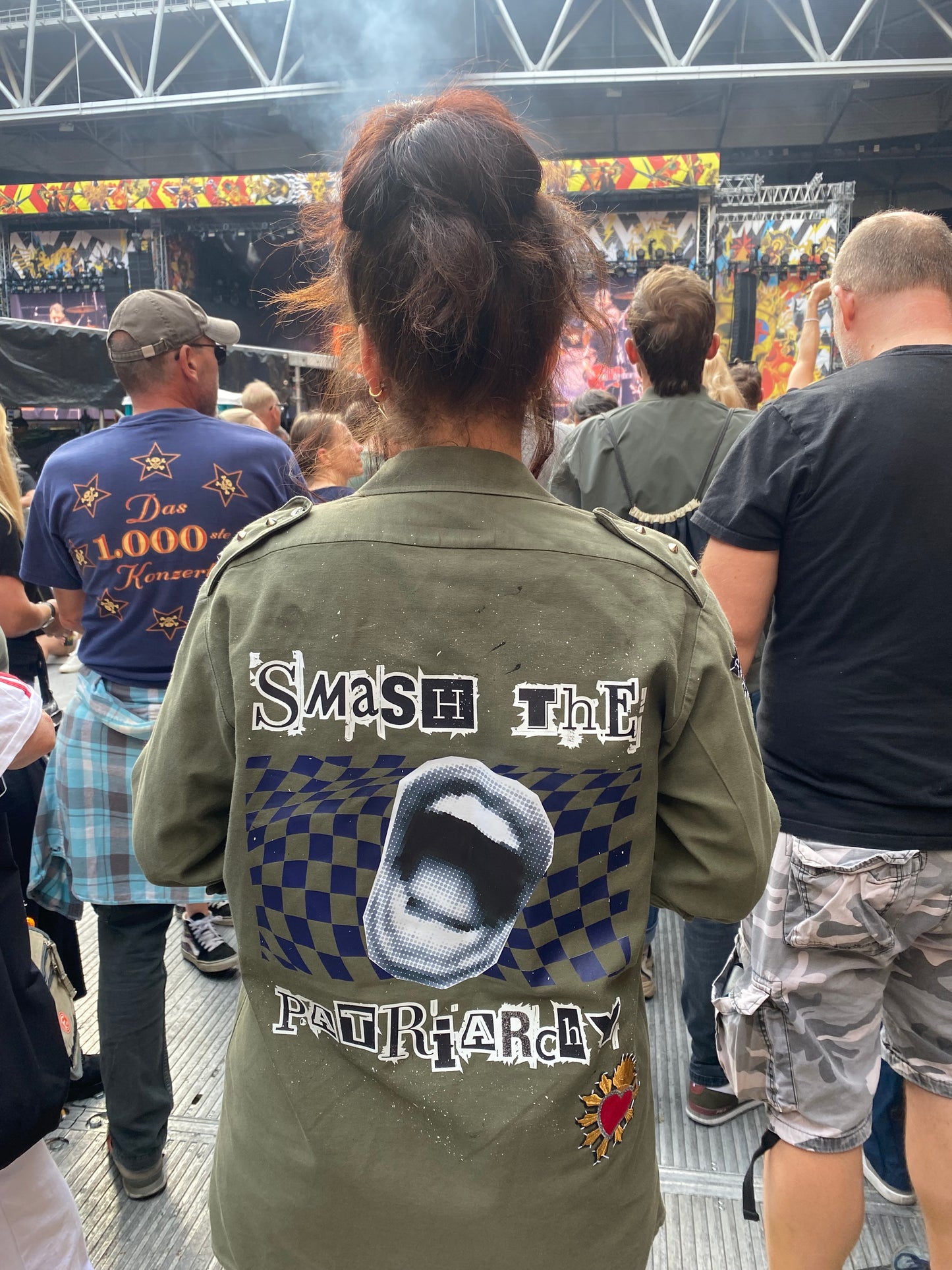 Fieldshirt- Smash the Patriarchy