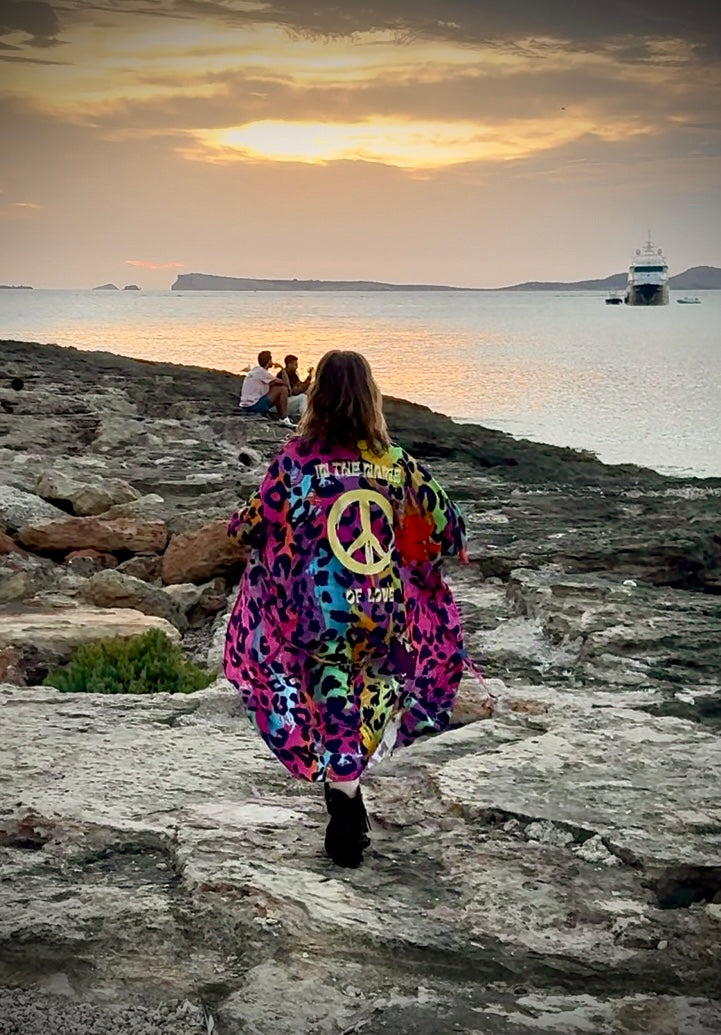 SUMMER SALE: Hippie Kimono mit buntem Leo-Muster