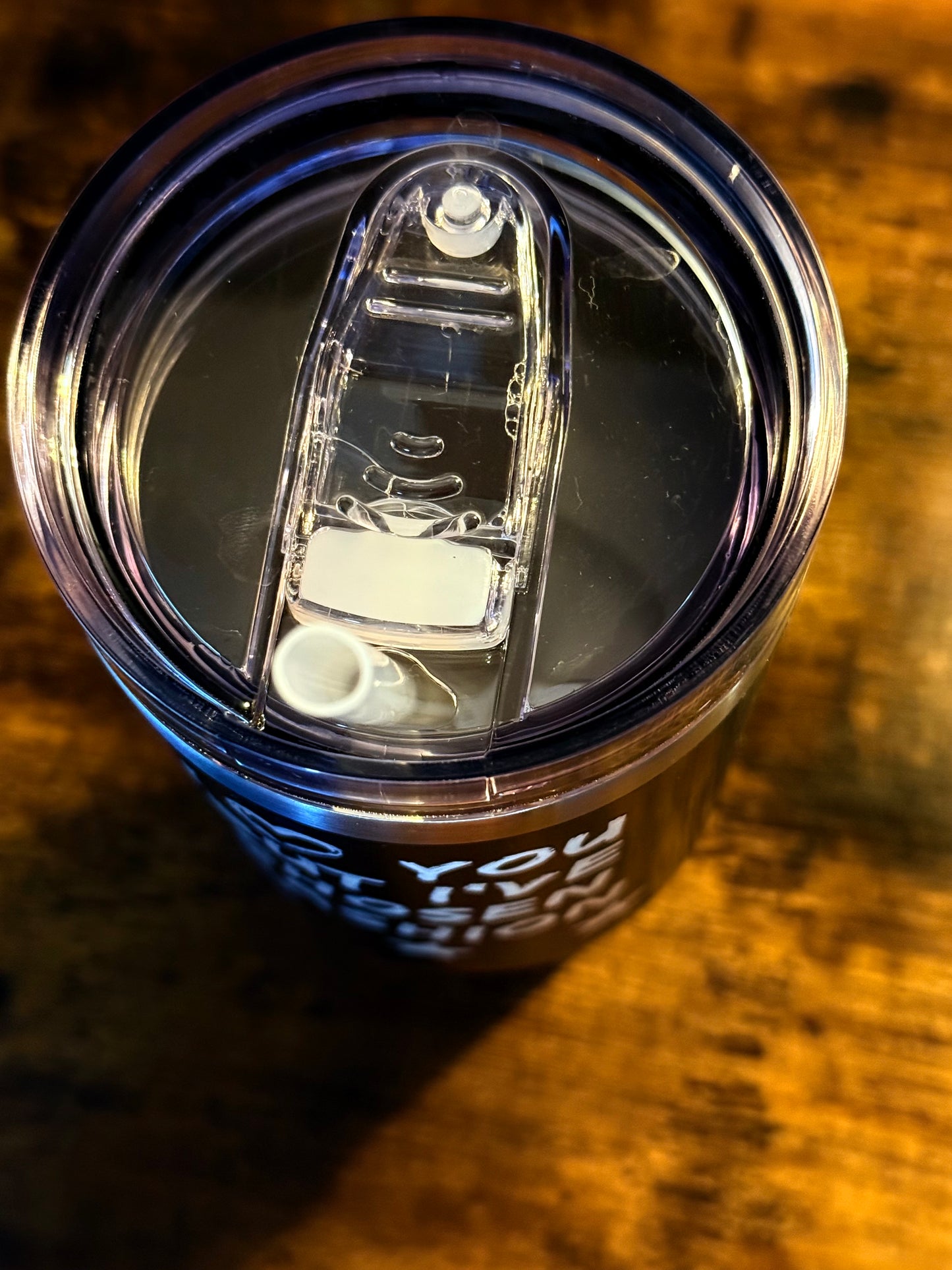 Schwarzer Tumbler – 890 ml | „I love you but I’ve chosen fashion“